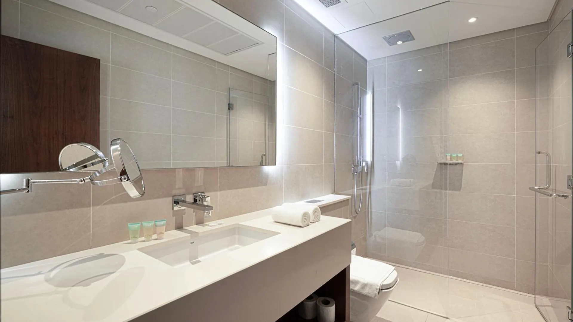3Br Full Marina View For 8 Near The Metro! Apartment Dubai